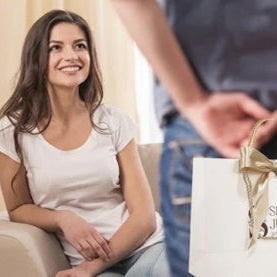 Qué joya regalar en un aniversario de boda