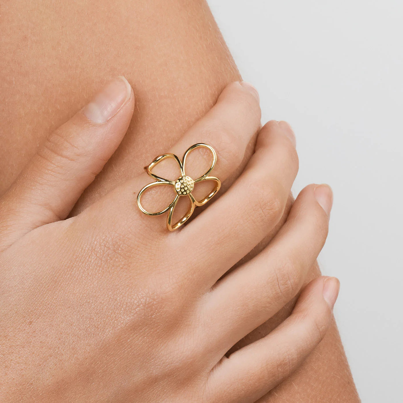 Regalar anillo de mujer