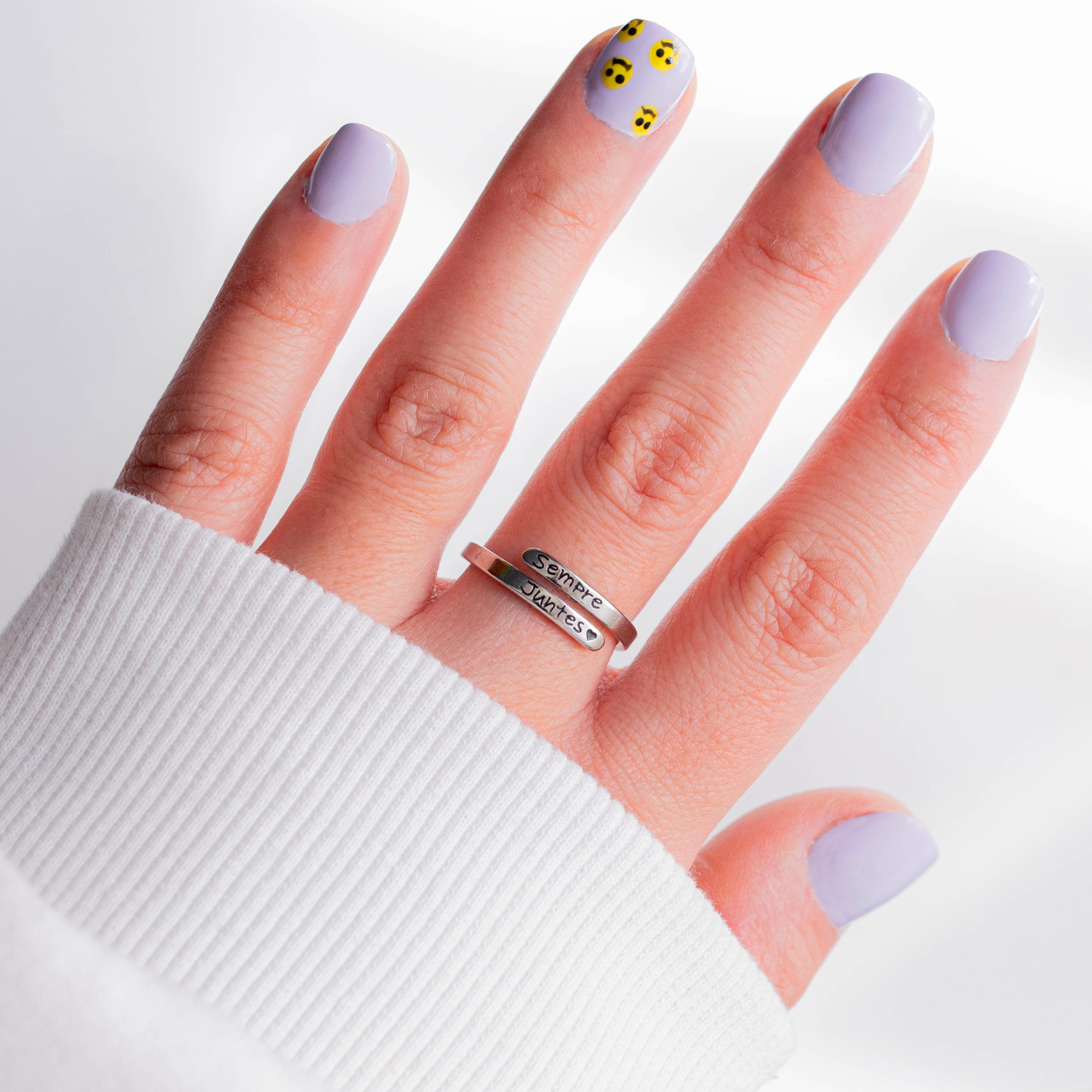 Anillo grabado en catalán