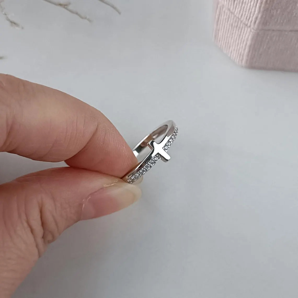 Regalar anillo a una mujer católica