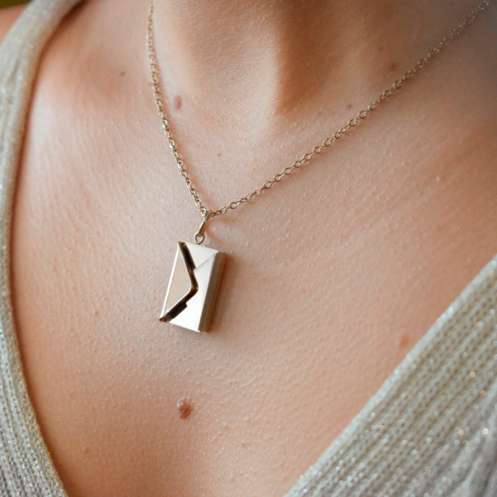 Collar Carta de Amor + Frasco de los sueños
