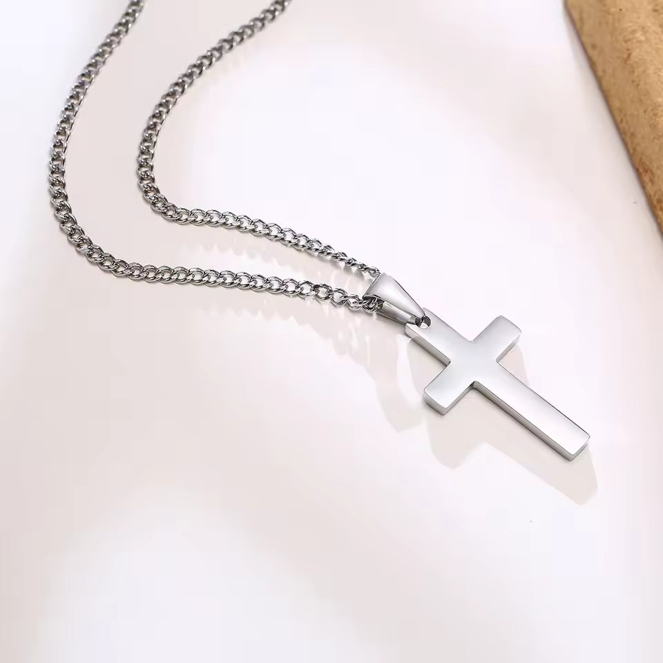 Cadena de hombre con forma de cruz
