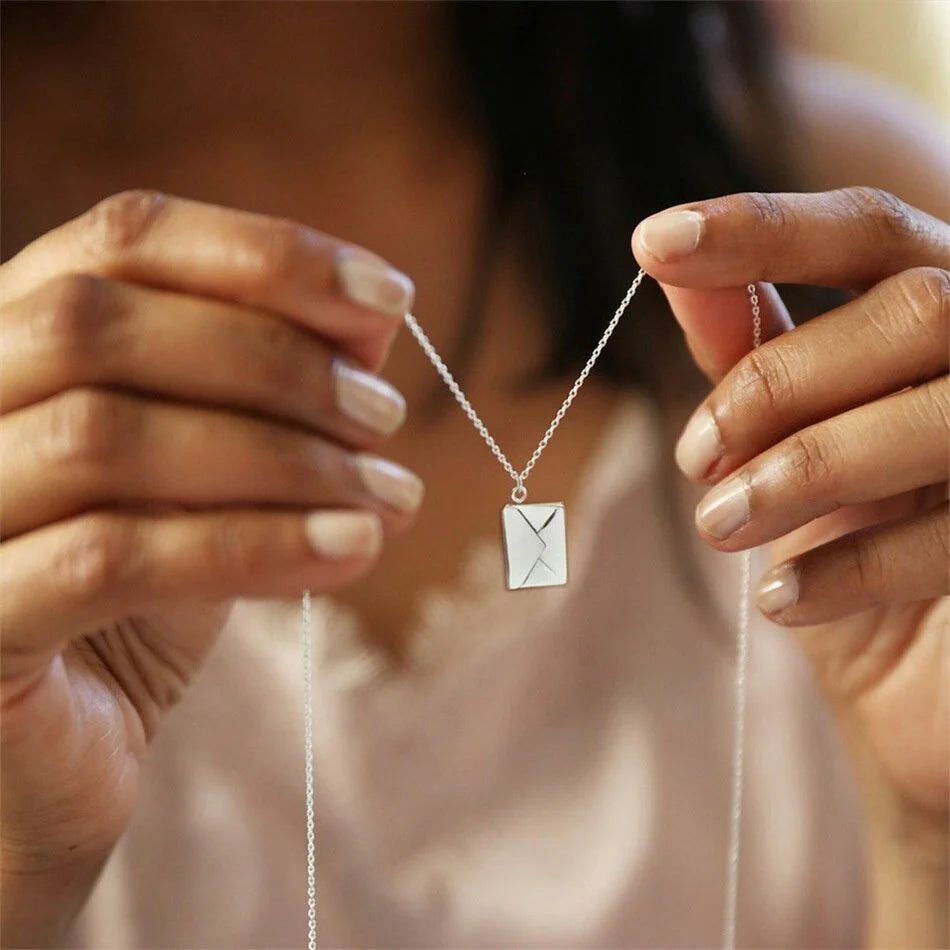 Collar Carta de Amor + Frasco de los sueños