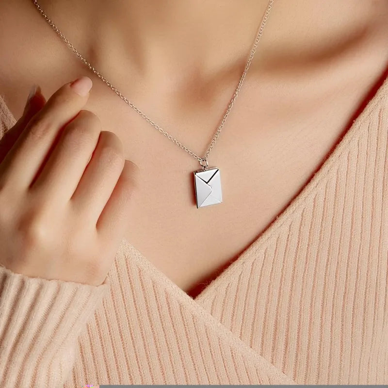 Collar Carta de Amor + Frasco de los sueños