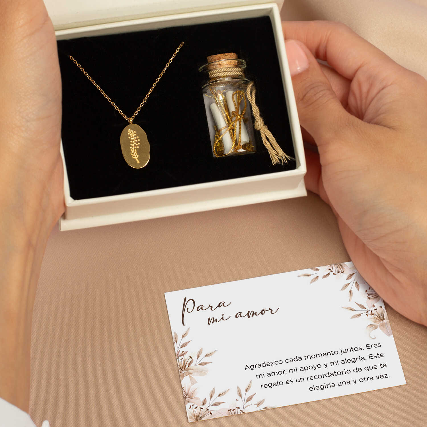 Collar Flor de Nacimiento + Frasco de los sueños