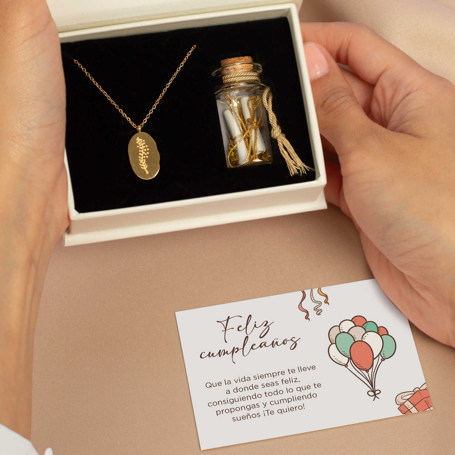 Collar Flor de Nacimiento + Frasco de los sueños