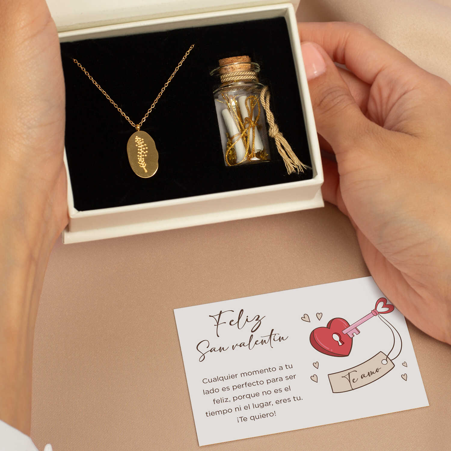 Collar Flor de Nacimiento + Frasco de los sueños