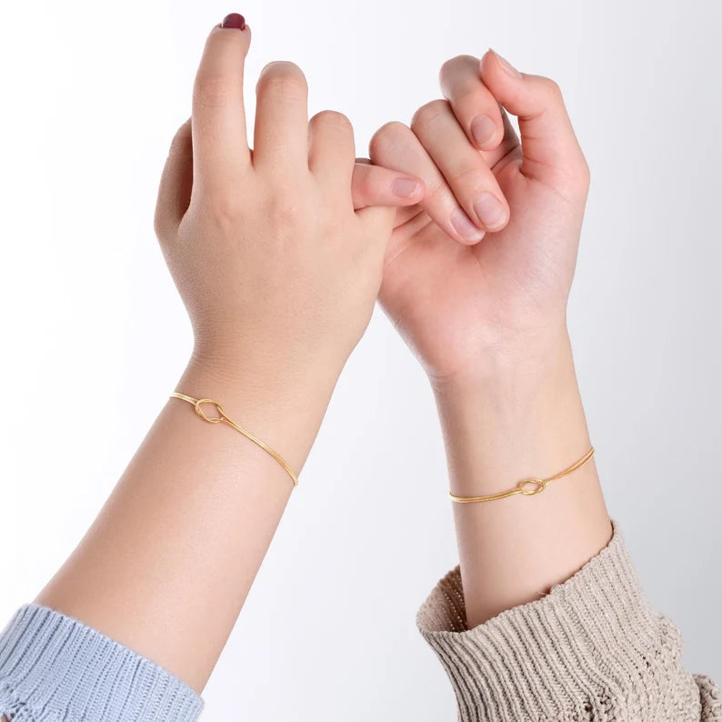 1 Pulsera Nudo Infinito + HOY OTRA GRATIS - Día de la Madre