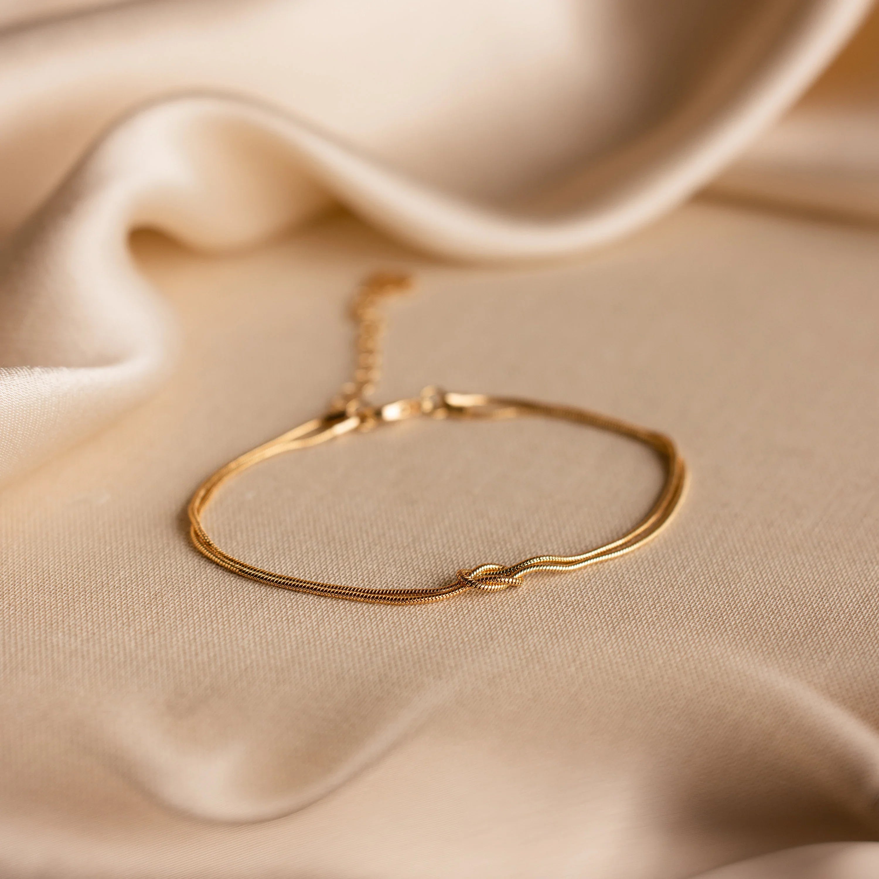 1 Pulsera Nudo Infinito + HOY OTRA GRATIS - Día de la Madre